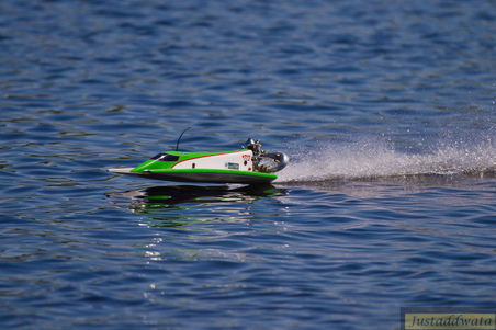 Enlarge photo 710