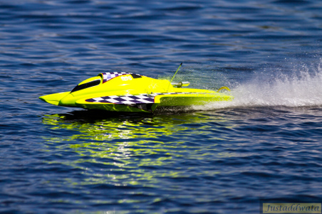 Enlarge photo 830