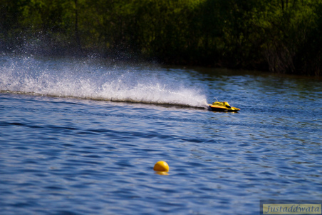 Enlarge photo 836
