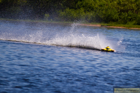 Enlarge photo 838
