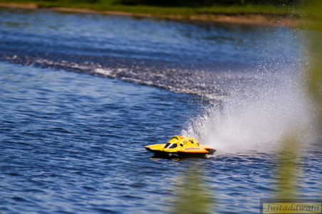 Enlarge photo 839