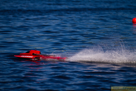 Enlarge photo 853