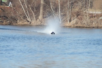 Enlarge photo 737