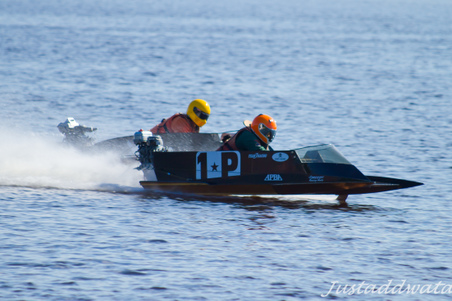 Enlarge photo 683