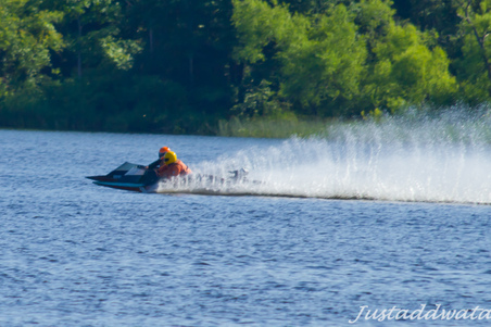 Enlarge photo 702