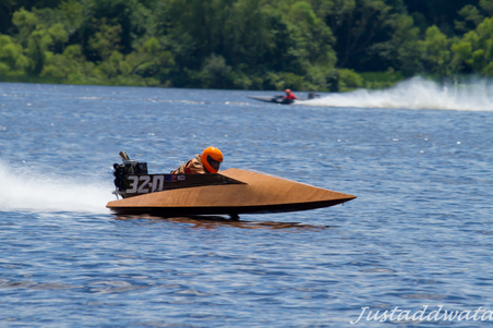 Enlarge photo 71