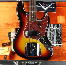 2004 Fender 64 Jazz Bass CS