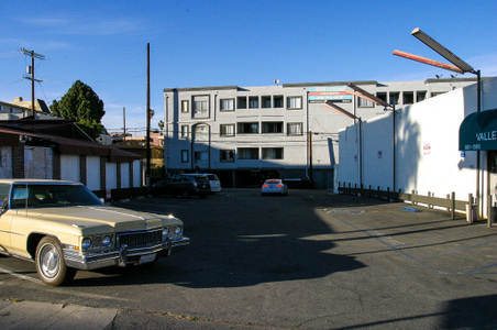 Enlarge photo 21