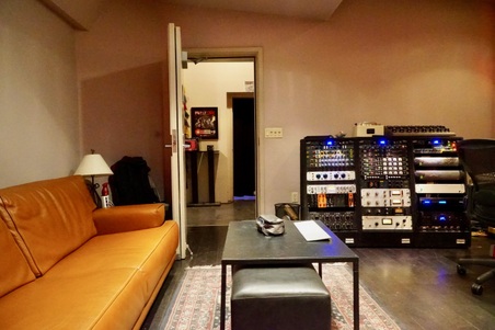 Enlarge photo 59