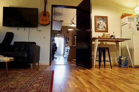 Enlarge photo 108