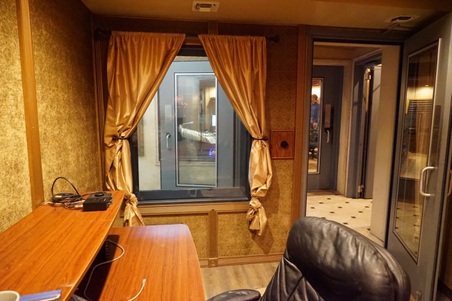 Enlarge photo 58