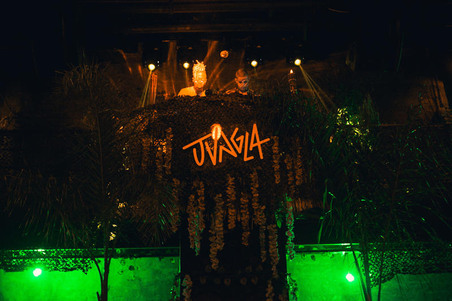 Enlarge photo 4
