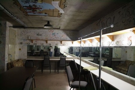 Enlarge photo 29
