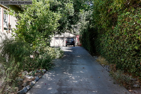 Enlarge photo 63