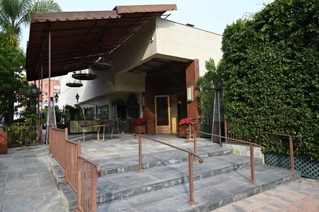 Enlarge photo 14