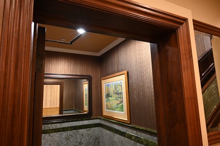 Enlarge photo 53