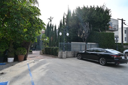 Enlarge photo 72