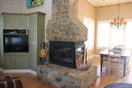 Enlarge photo 61