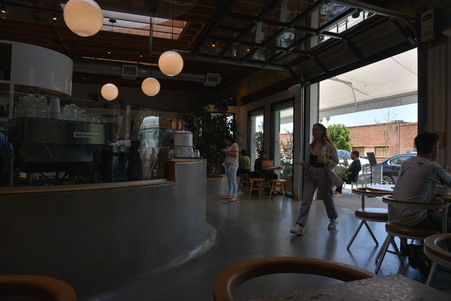 Enlarge photo 23