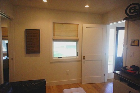 Enlarge photo 59