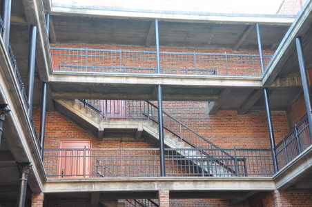 Enlarge photo 32