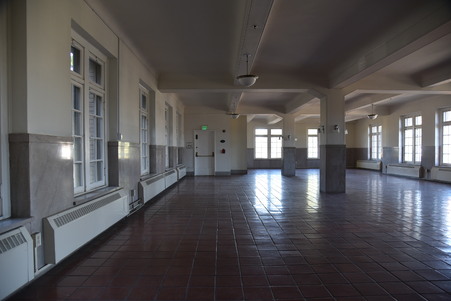 Enlarge photo 23