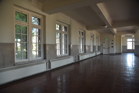 Enlarge photo 29