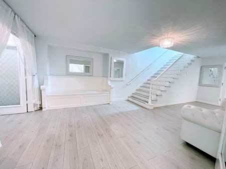 Enlarge photo 43