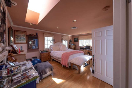 Enlarge photo 48