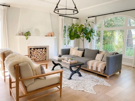 Hesby_Home
