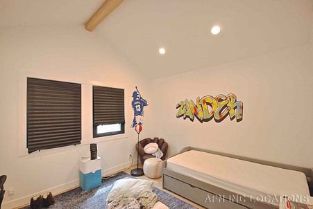 Enlarge photo 28