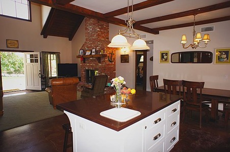 Enlarge photo 16