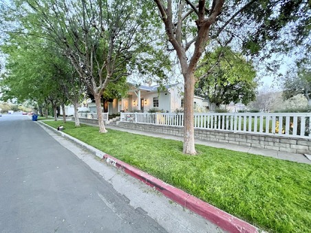 Enlarge photo 57