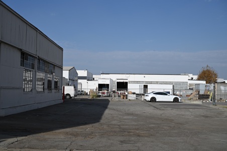 Enlarge photo 13