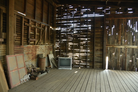Enlarge photo 63
