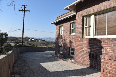 Enlarge photo 68