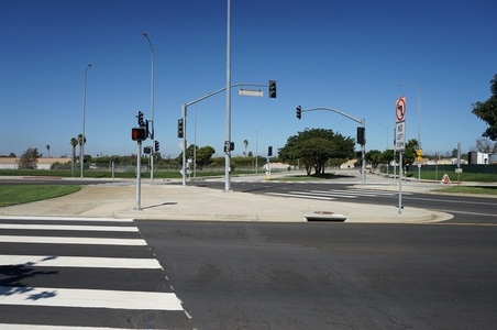 Enlarge photo 51