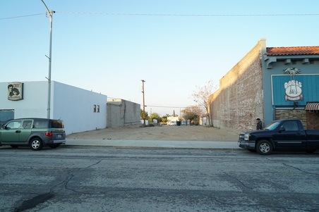Enlarge photo 58
