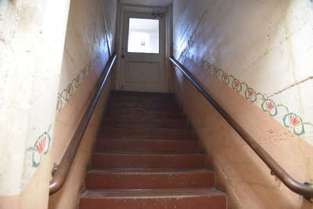 Enlarge photo 63