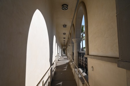 Enlarge photo 27