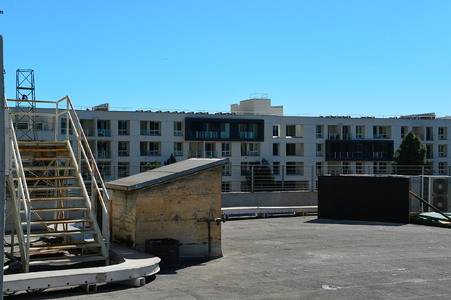 Enlarge photo 12