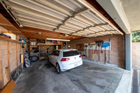 Enlarge photo 80