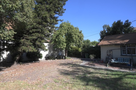 Enlarge photo 32