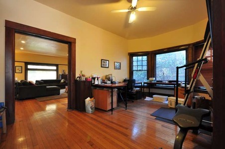 Enlarge photo 32
