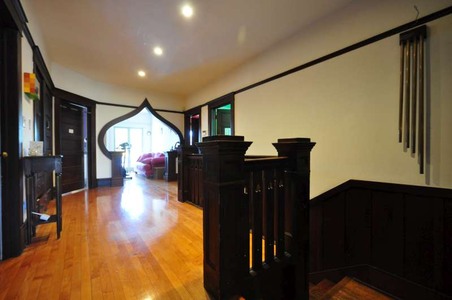 Enlarge photo 41