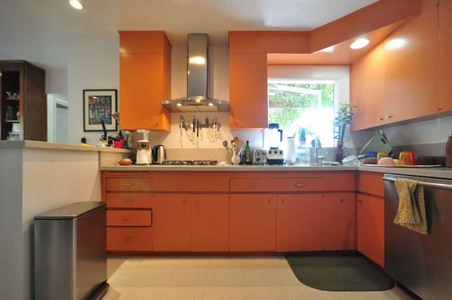Enlarge photo 23