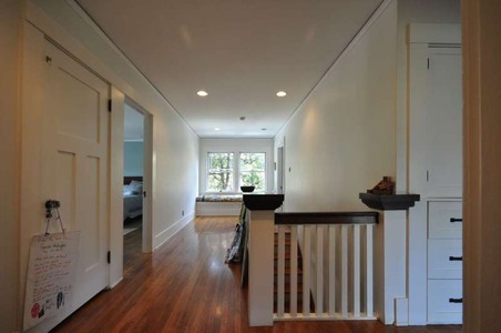 Enlarge photo 35