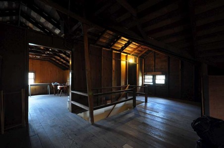Enlarge photo 57
