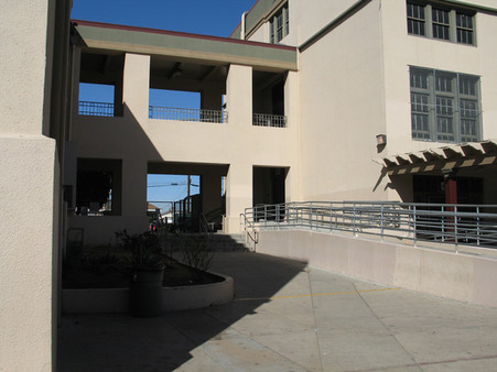 Enlarge photo 23