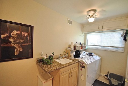 Enlarge photo 25